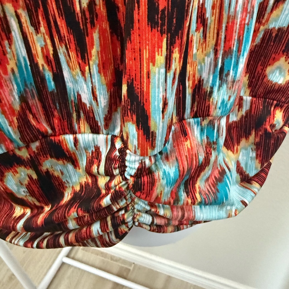 Plus Size Colorful Patterned Women's Top - Picture 2 of 7